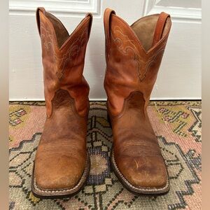 Vintage Ariat Men's Brown Leather Western Cowboy Boots